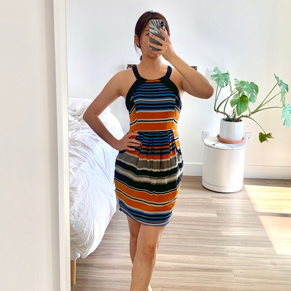 Harlyn mini dress with pockets!